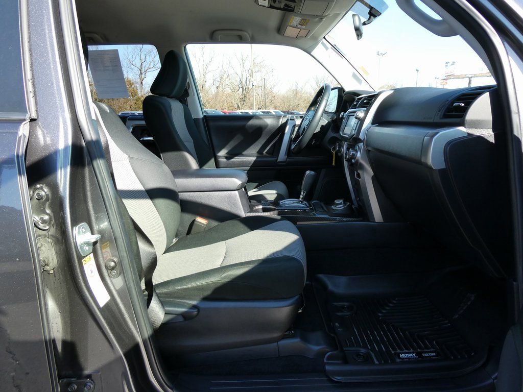 Used 2019 Toyota 4Runner SR5 image 13