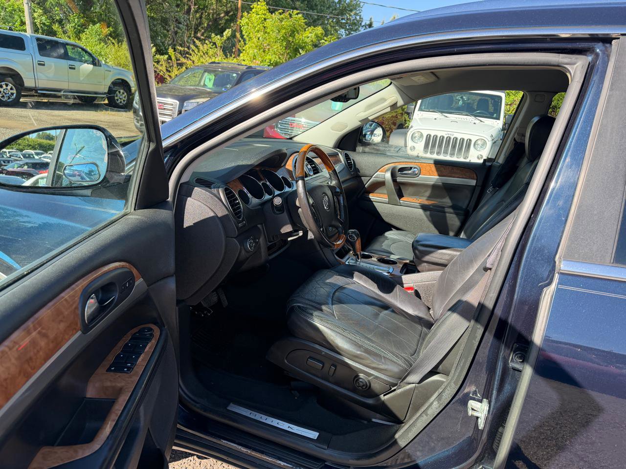 Used 2008 Buick Enclave CXL AWD/4WD image 13