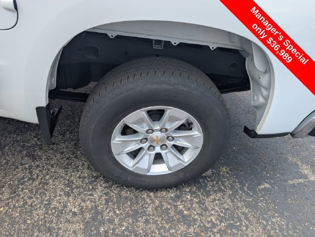 Used 2025 Chevrolet Silverado 1500 LT AWD/4WD image 24