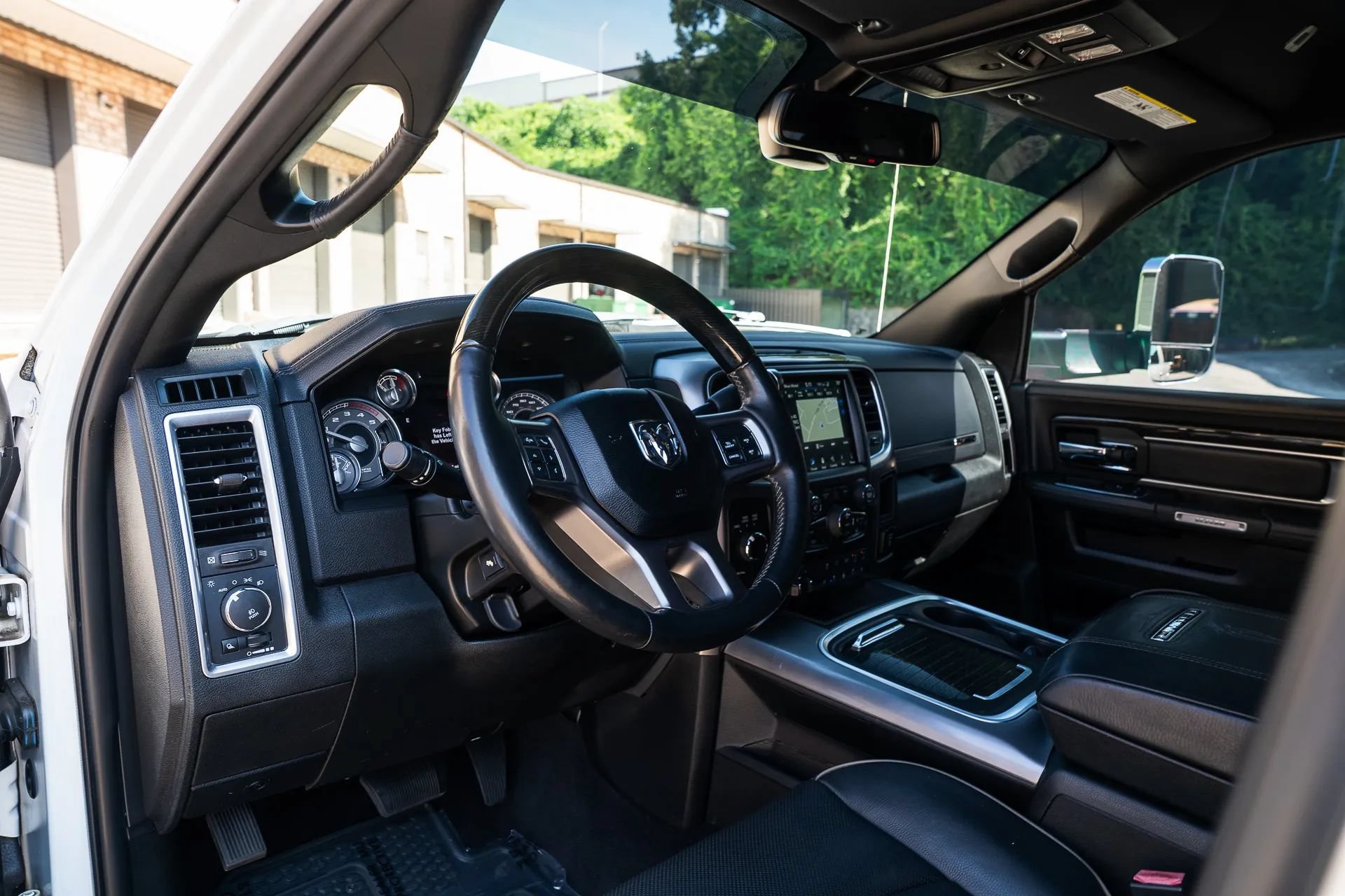Used 2018 RAM 2500 Limited AWD/4WD image 23