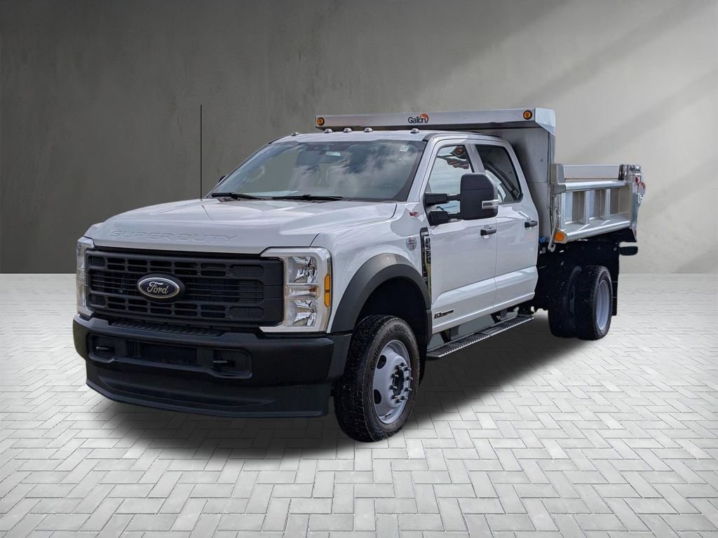 New 2025 Ford F550 XL image 2