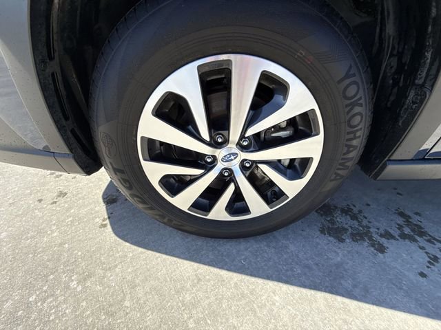 Certified 2025 Subaru Outback Premium image 10