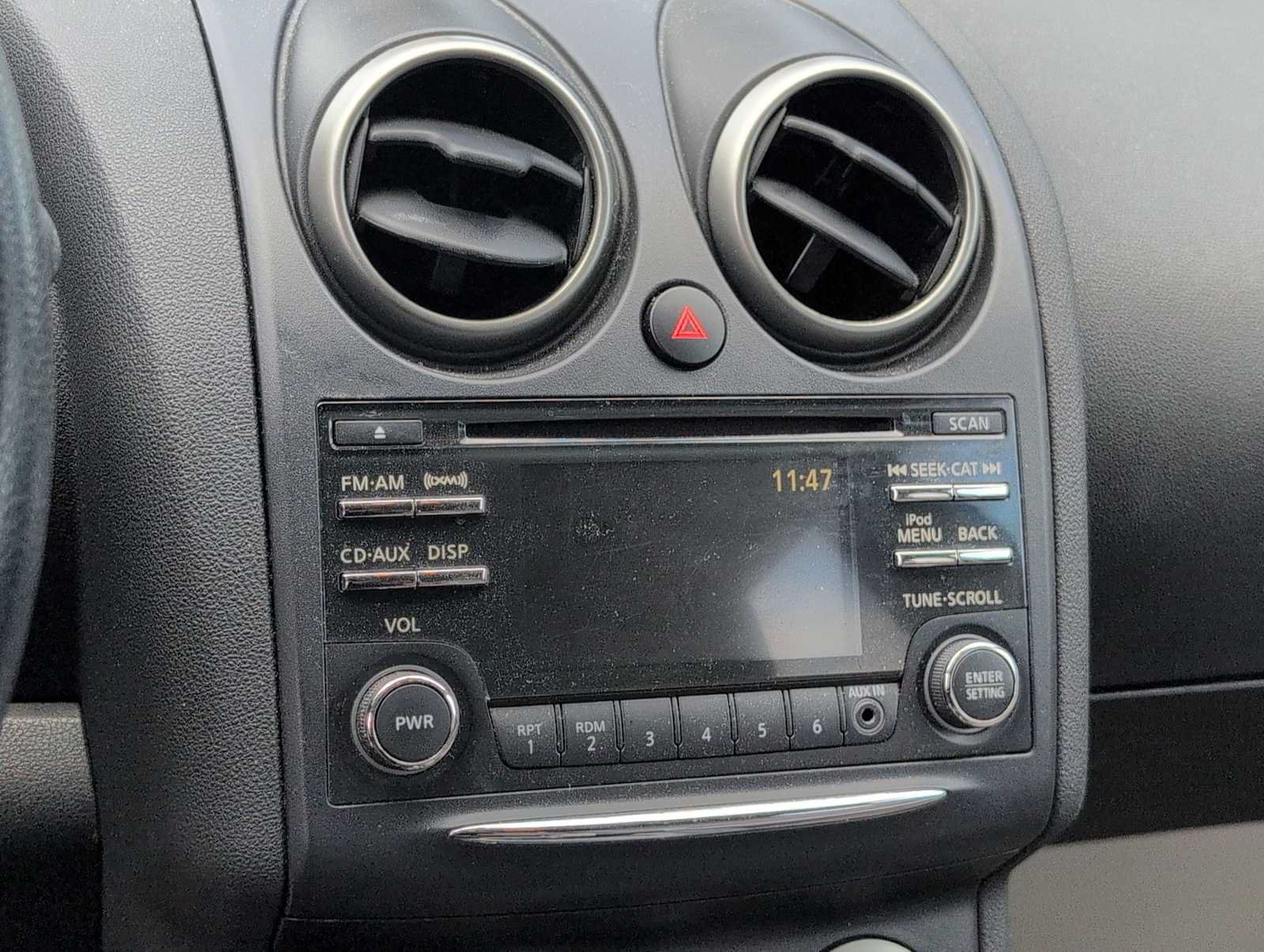 Used 2013 Nissan Rogue SV FWD image 27