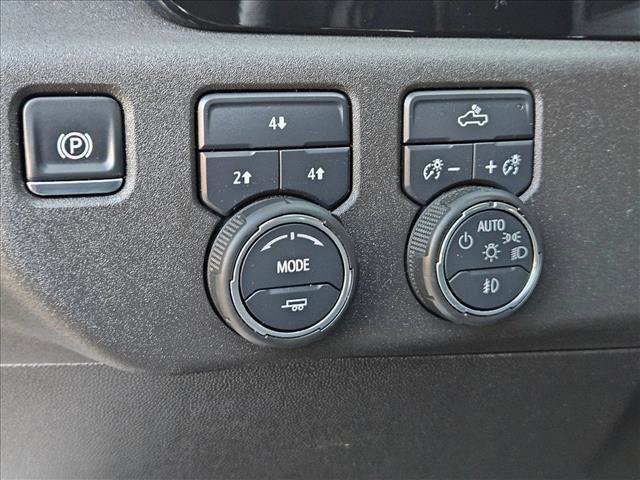 Used 2025 Chevrolet Silverado 2500 LT w/ Convenience Package AWD/4WD image 24