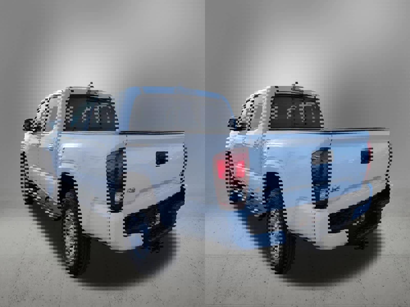 Used 2022 Toyota Tacoma SR image 4