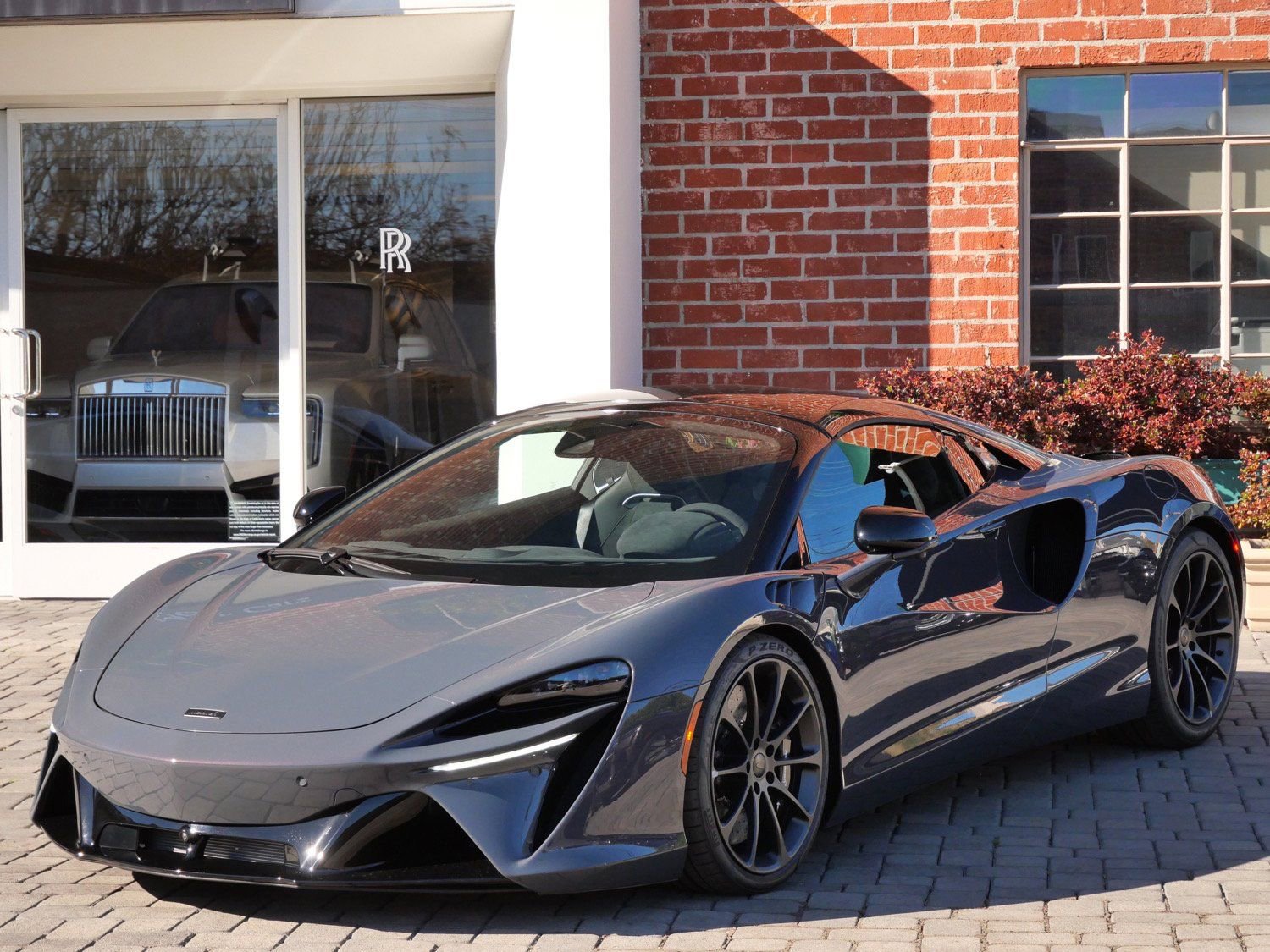 New 2026 McLaren Artura Spider image 19