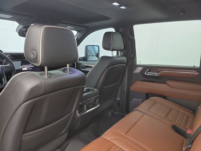 Used 2024 GMC Sierra 2500 Denali Ultimate w/ Max Trailering Package AWD/4WD image 13