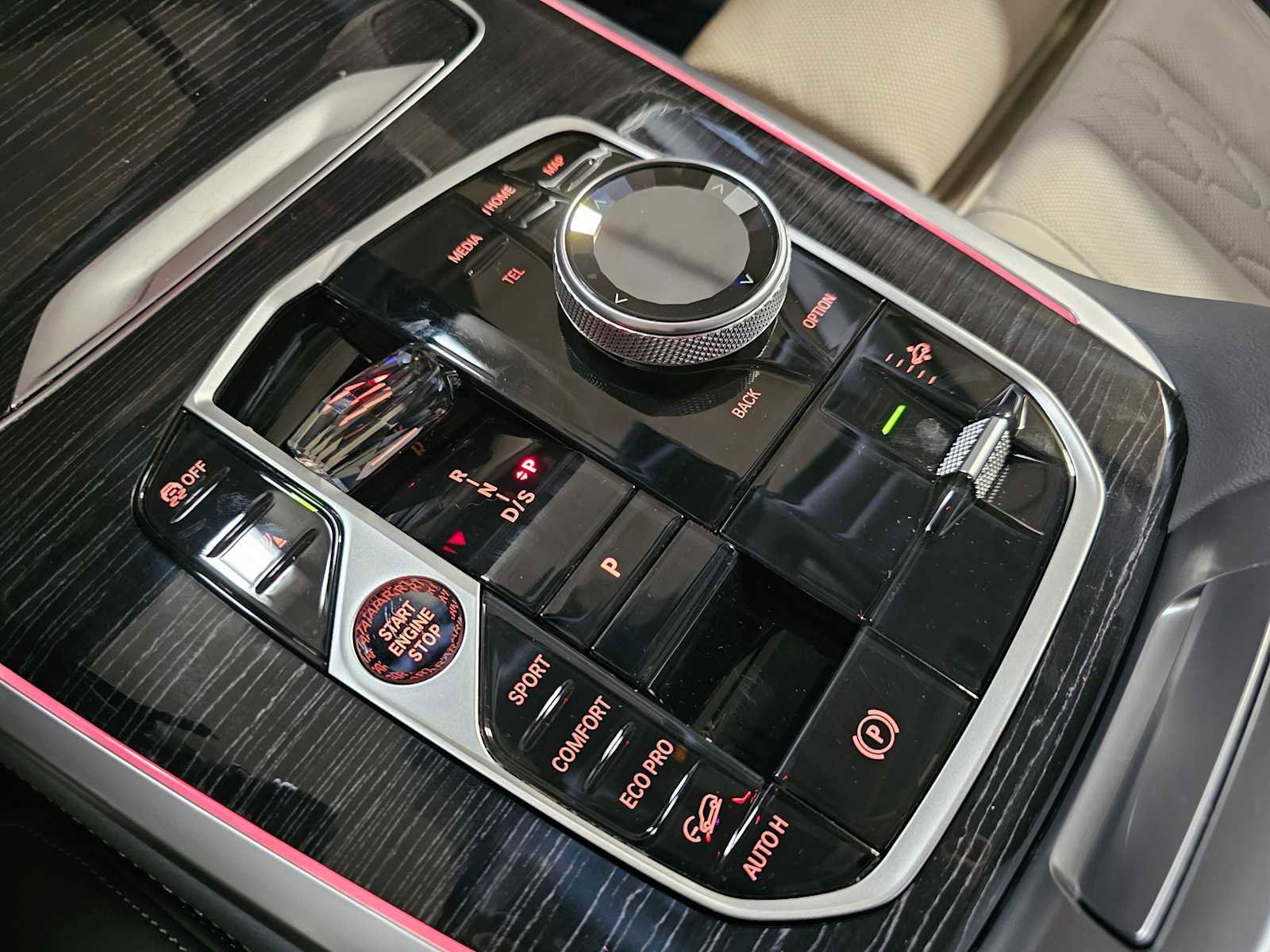 Used 2023 BMW X7 M60i w/ Executive Package AWD/4WD image 21