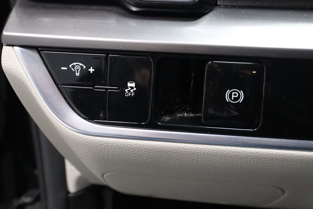 Used 2023 Kia Sportage EX FWD image 28