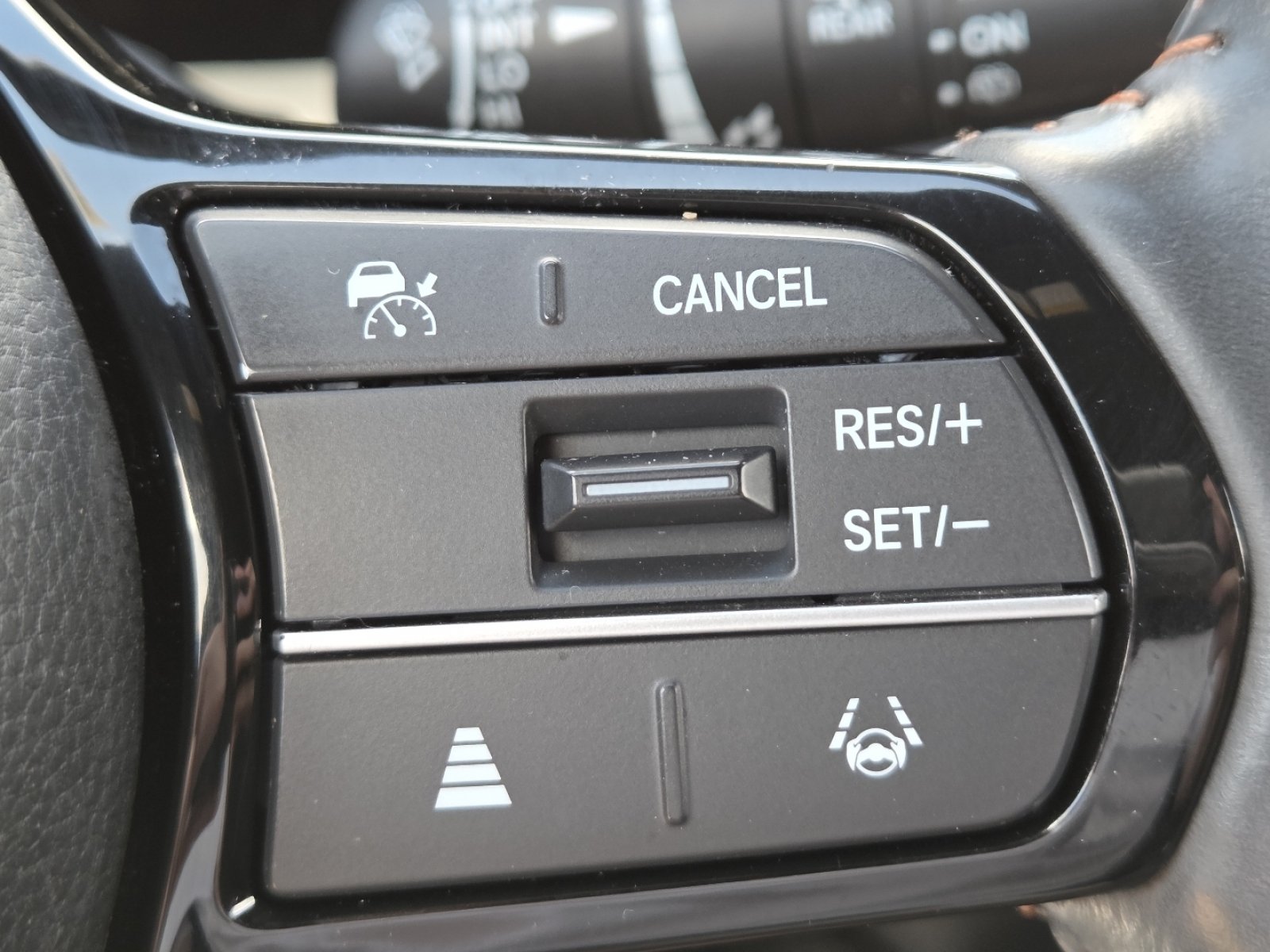 Used 2024 Honda HR-V Sport image 5