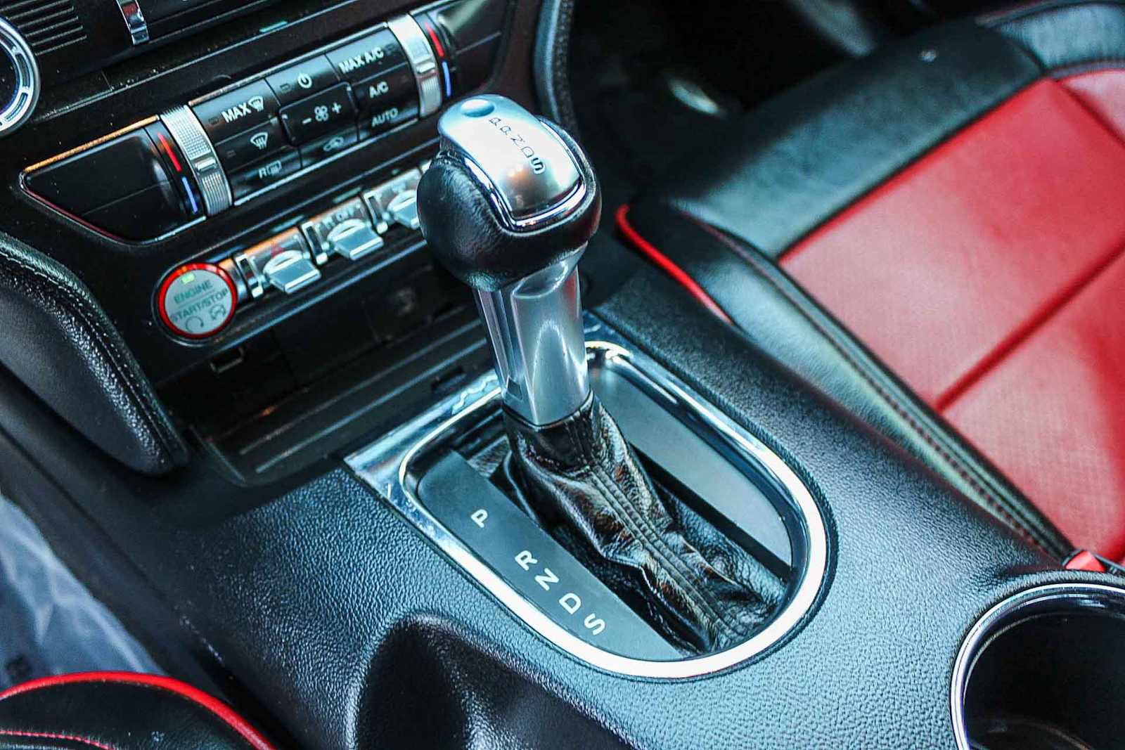 Used 2017 Ford Mustang GT RWD image 19