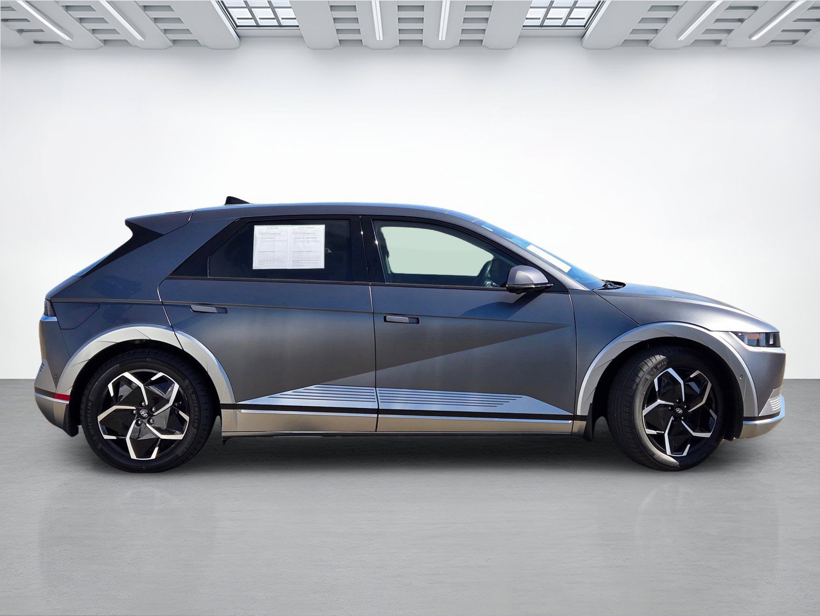 Certified 2023 Hyundai Ioniq 5 Limited RWD image 4