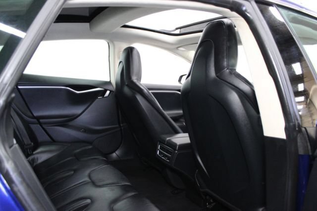 Used 2015 Tesla Model S 70D AWD/4WD image 24