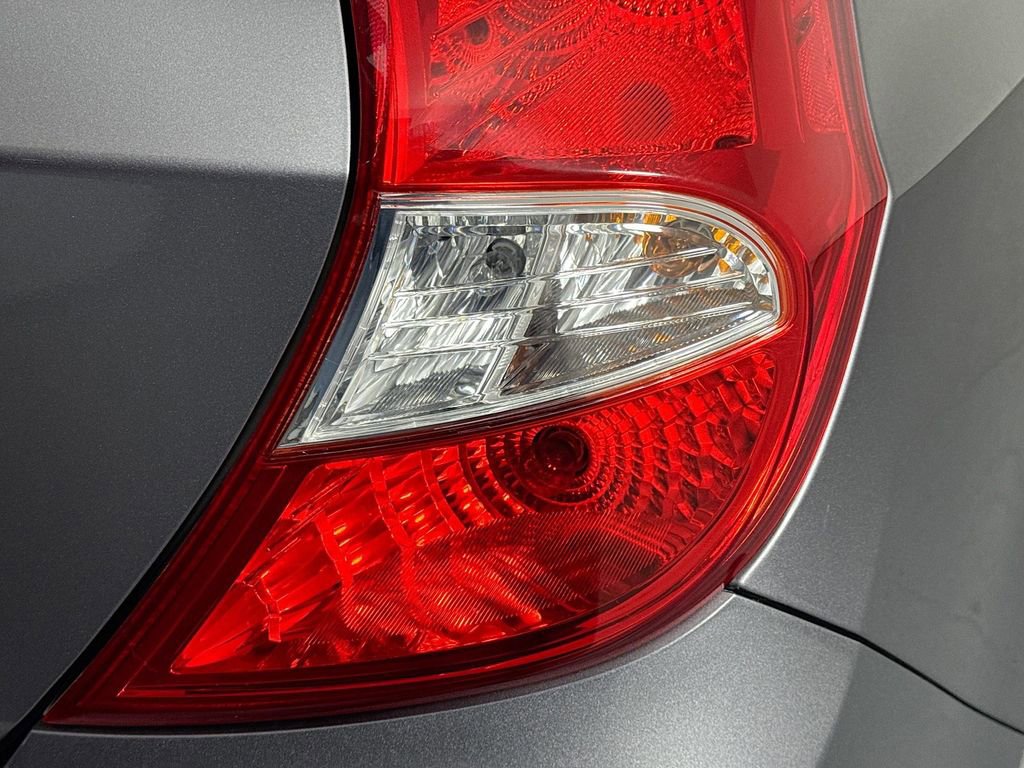 Used 2014 Hyundai Accent GS image 29