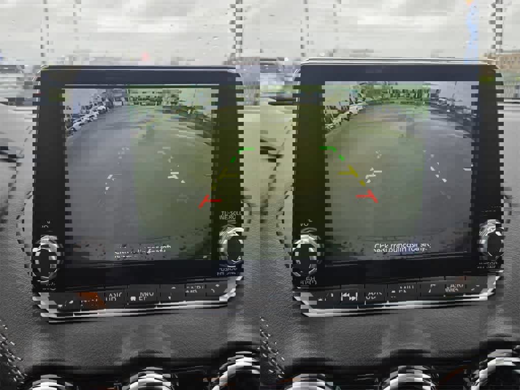 Used 2023 Nissan Sentra SV image 12