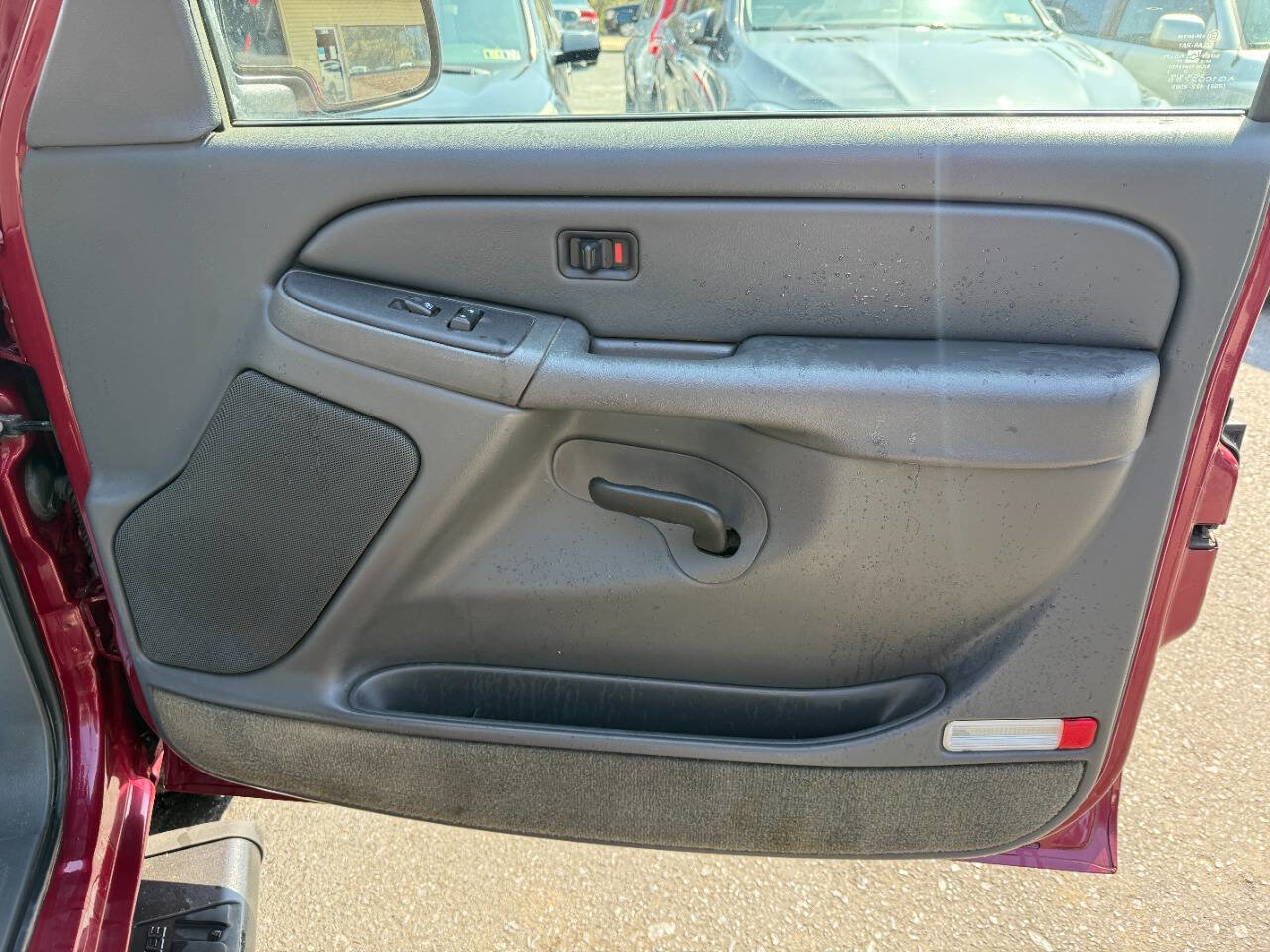 Used 2004 Chevrolet Silverado 1500 LS image 30