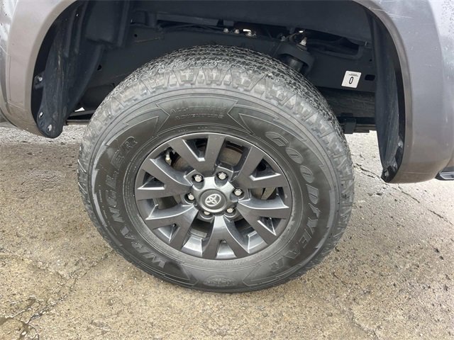 Used 2021 Toyota Tacoma SR5 image 12
