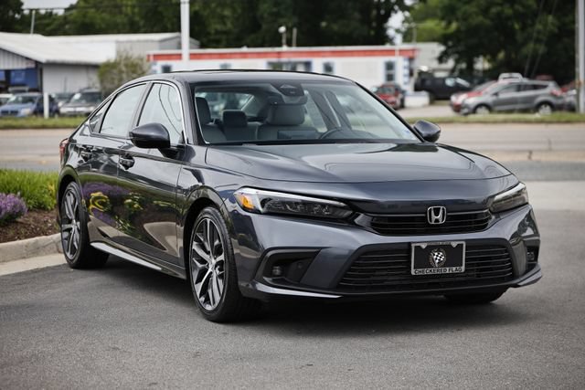 Used 2023 Honda Civic Touring image 13
