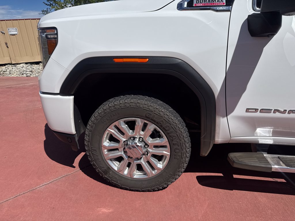 Used 2020 GMC Sierra 2500 Denali w/ Denali Ultimate Package AWD/4WD image 33