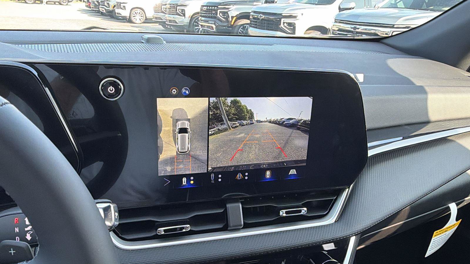 New 2026 Chevrolet Equinox LT w/ Convenience Package II FWD image 25