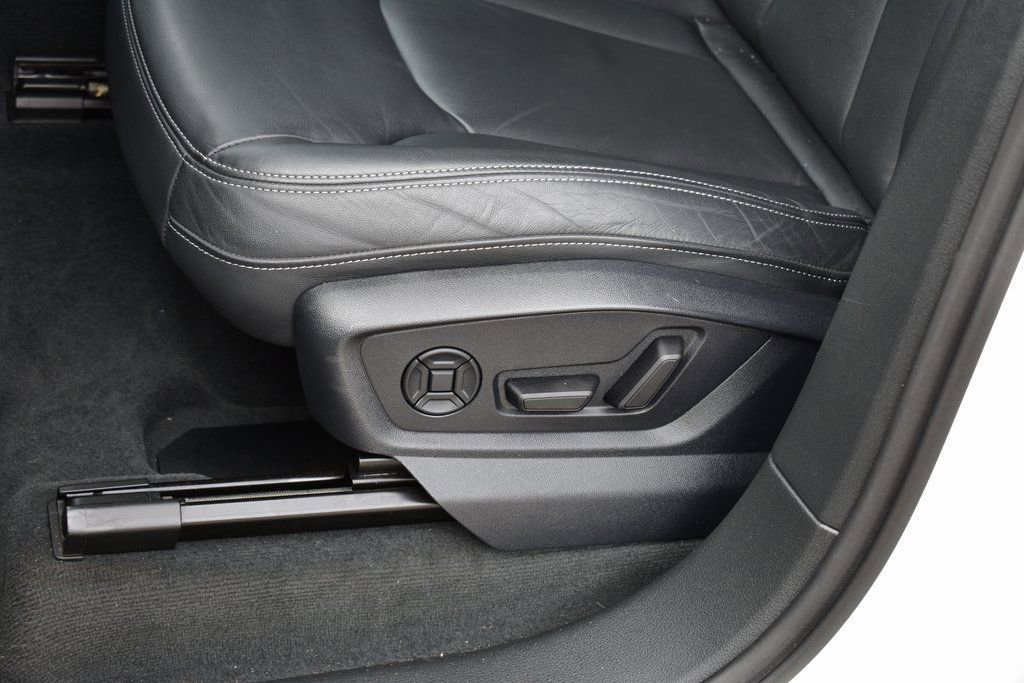 Used 2025 Audi Q7 3.0T Premium Plus image 18