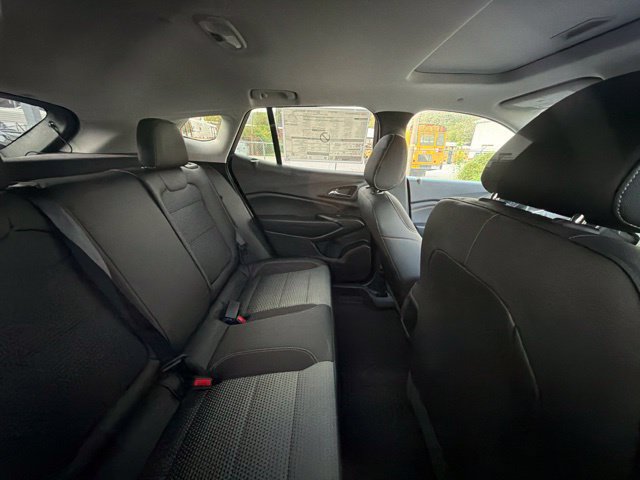 New 2026 Chevrolet Trax LT w/ Sunroof Package FWD image 11
