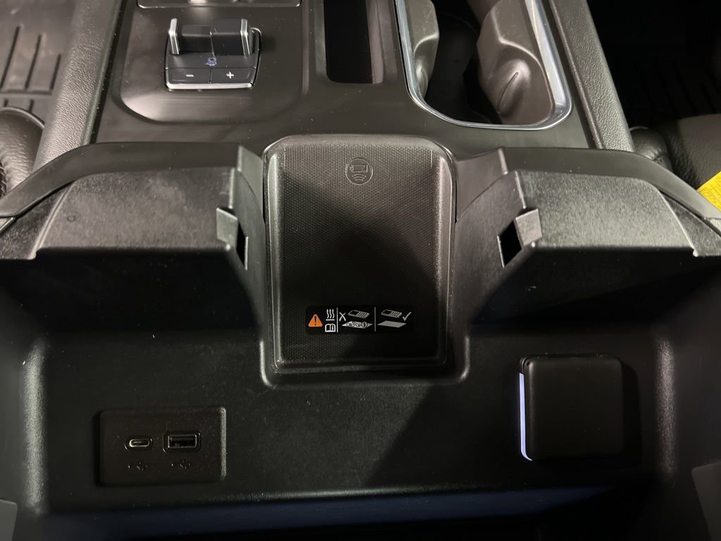 Used 2022 GMC Sierra 1500 Denali w/ Technology Package image 18