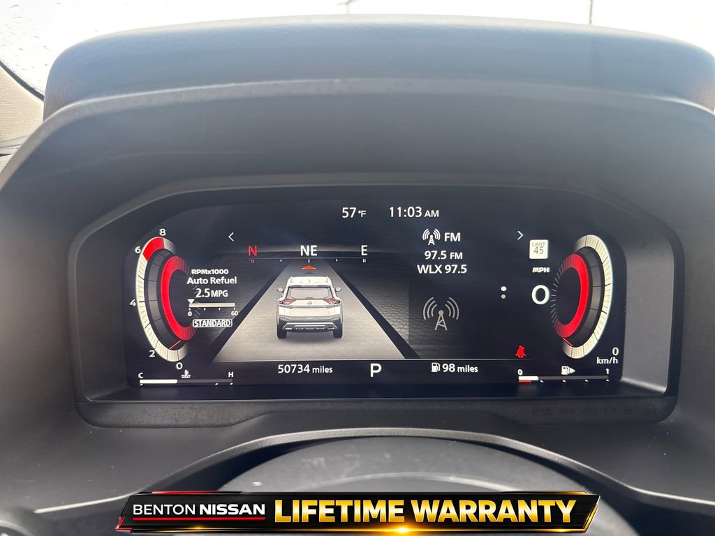 Used 2023 Nissan Rogue Platinum FWD image 13