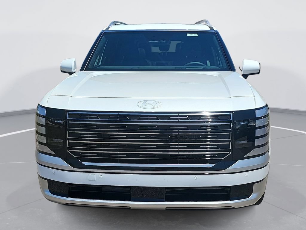 New 2026 Hyundai Palisade Calligraphy FWD image 2