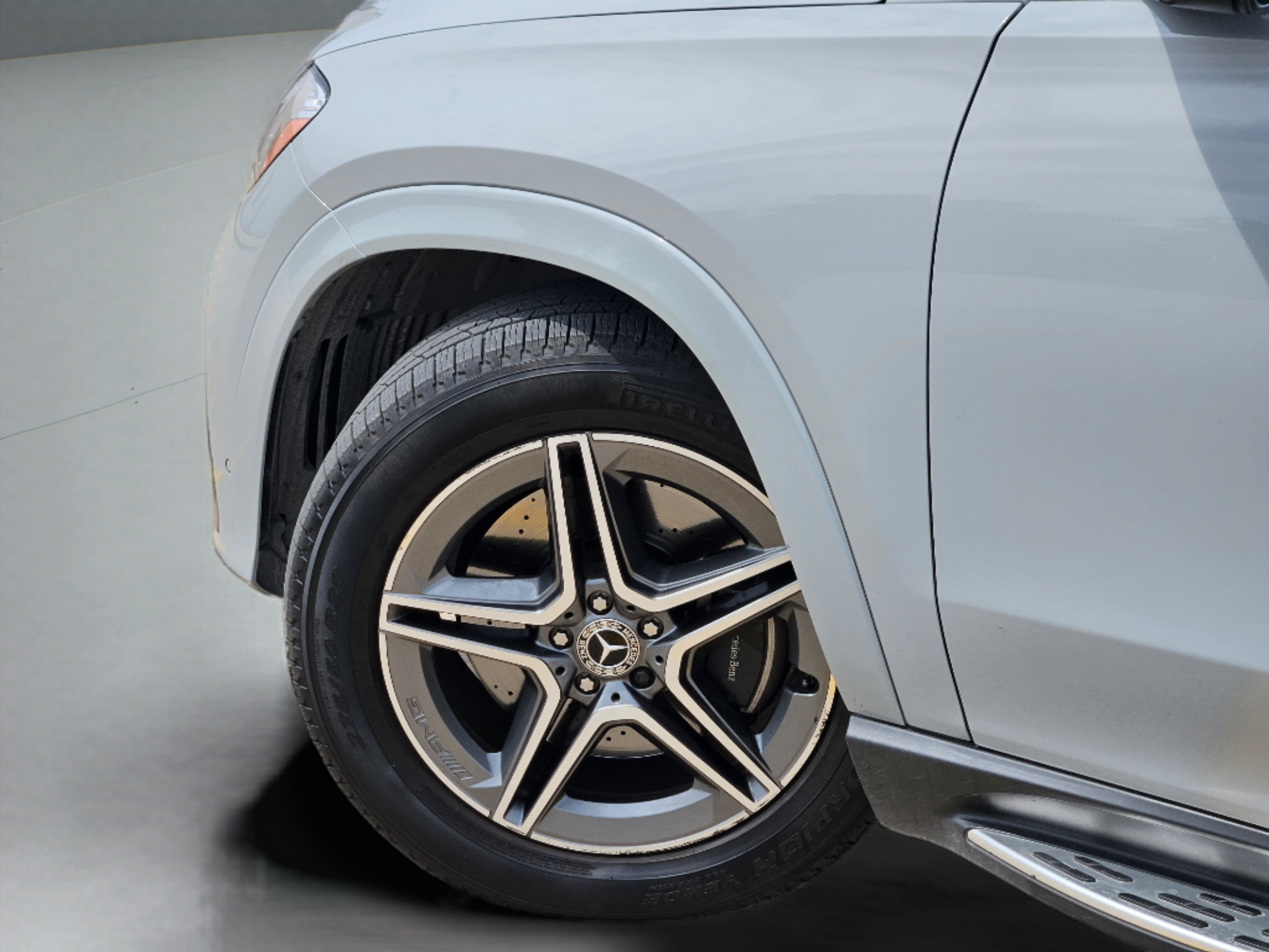 Used 2024 Mercedes-Benz GLE 450 4MATIC image 25