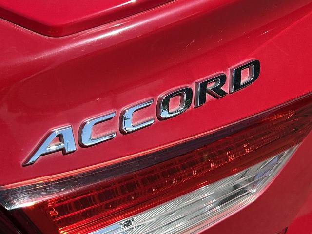 Used 2018 Honda Accord Sport image 23