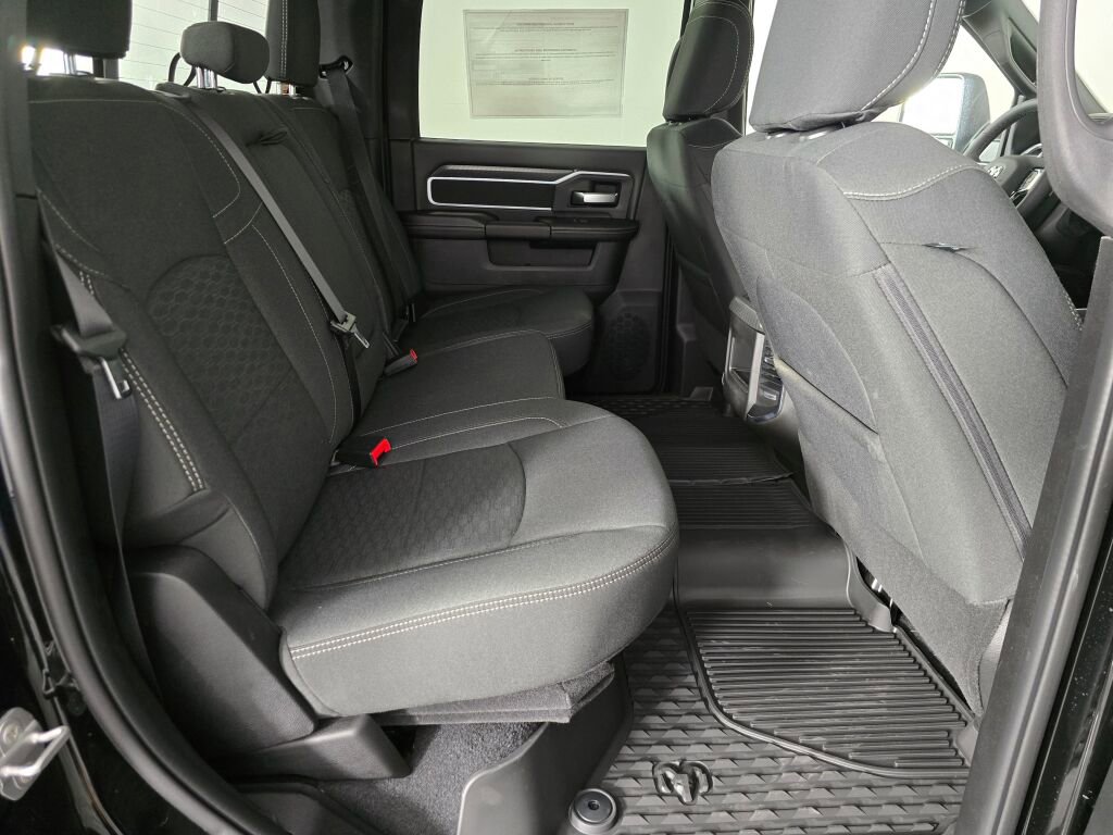 New 2025 RAM 3500 Big Horn image 25