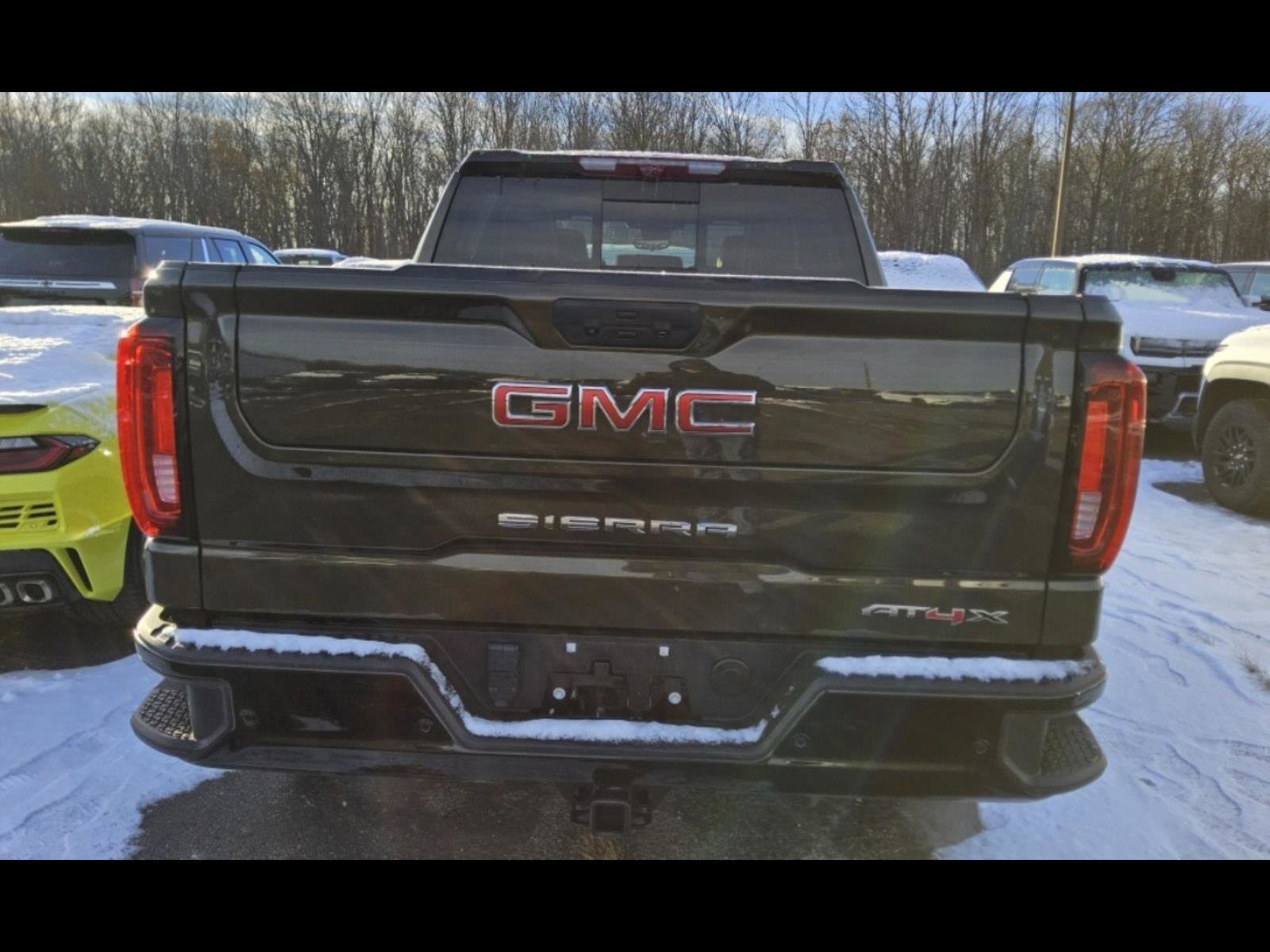 Used 2024 GMC Sierra 1500 AT4X image 4