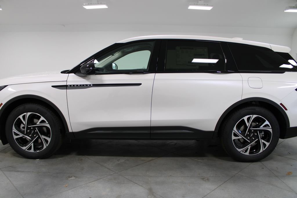 New 2026 Lincoln Nautilus Premier w/ Equipment Group 102A image 5