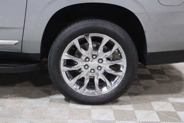 Used 2024 GMC Yukon XL Denali AWD/4WD image 44