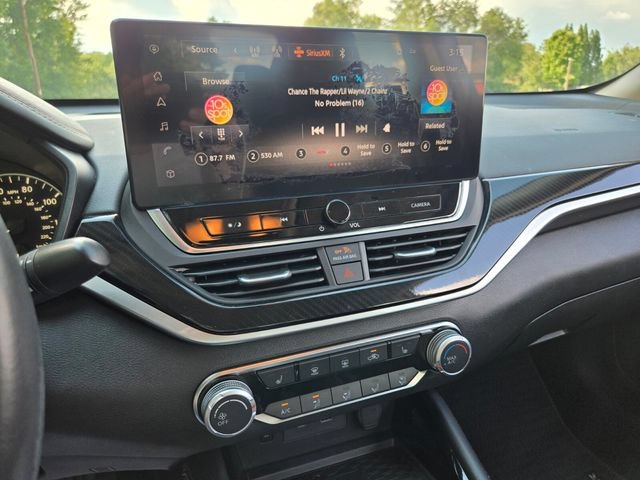 Used 2023 Nissan Altima 2.5 SR w/ SR Premium Package FWD image 26