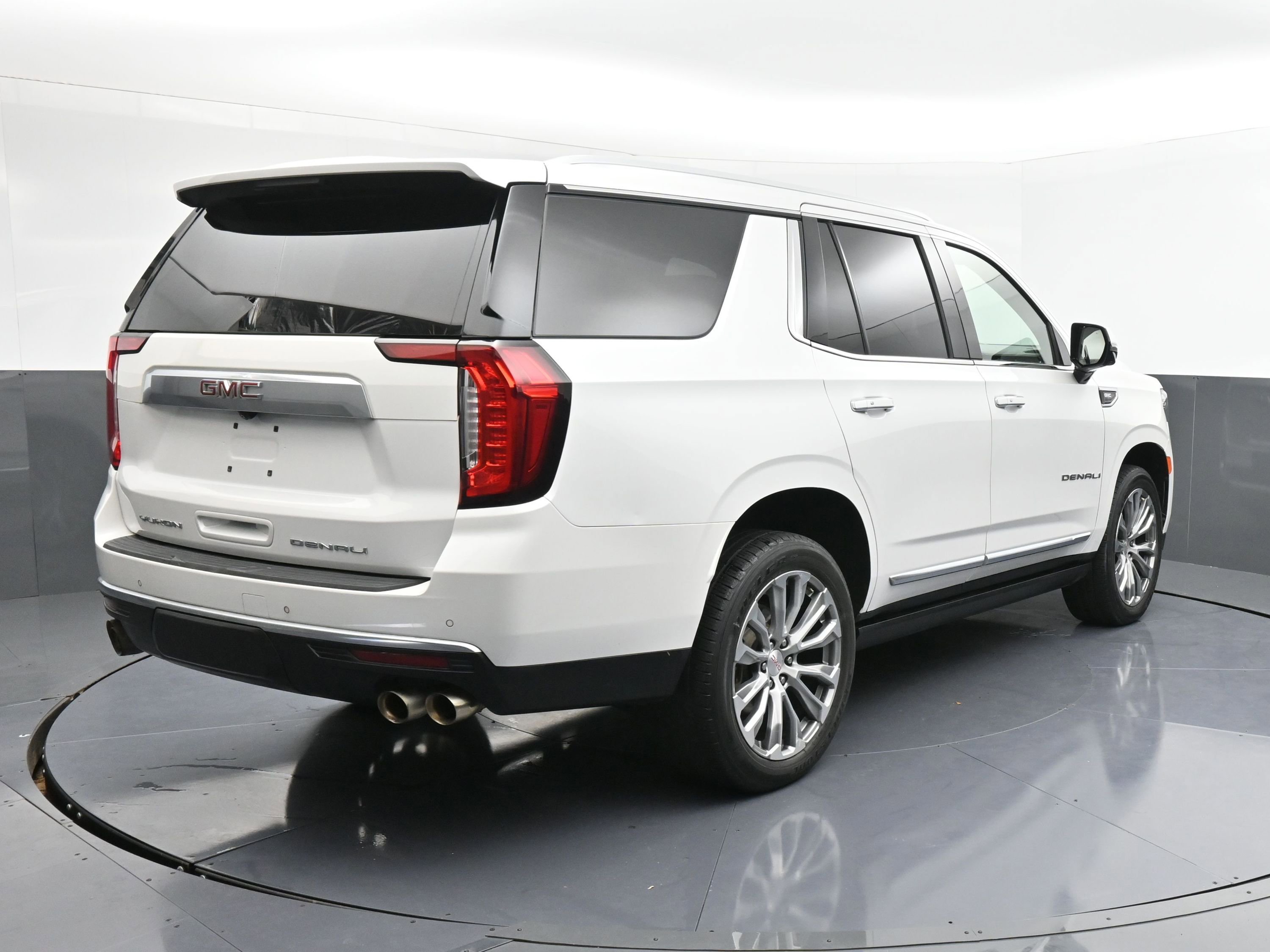 Used 2021 GMC Yukon Denali image 8