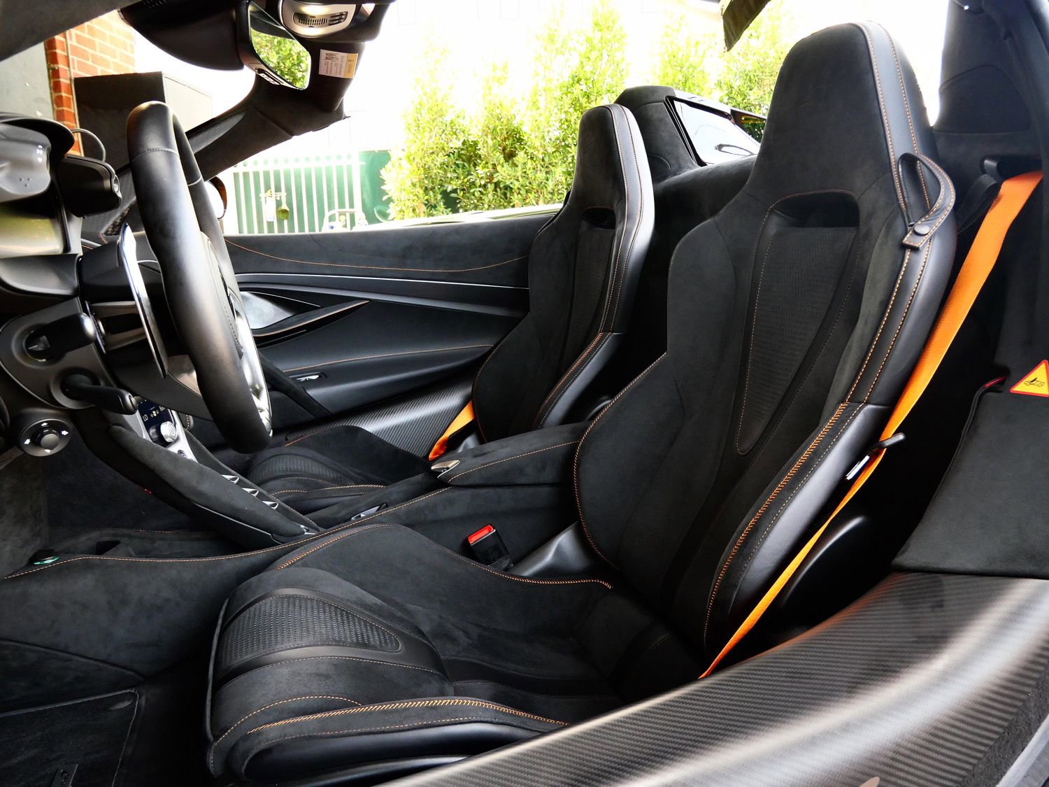 Used 2024 McLaren 750S Spider RWD image 24