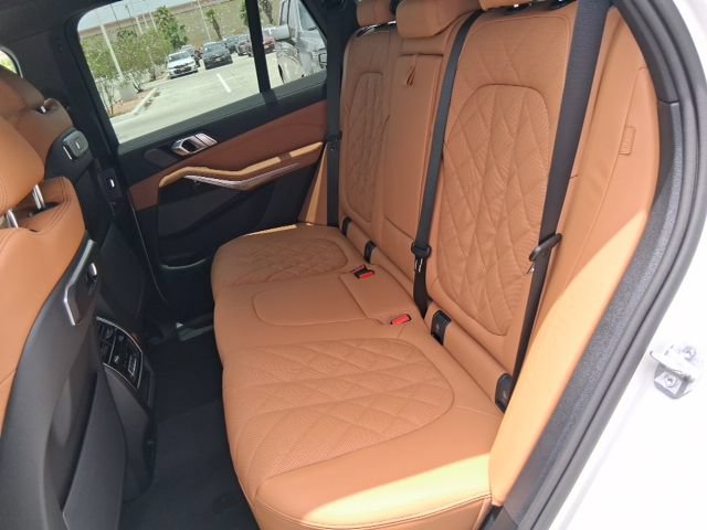 New 2026 BMW X5 sDrive40i w/ M Sport Package RWD image 16