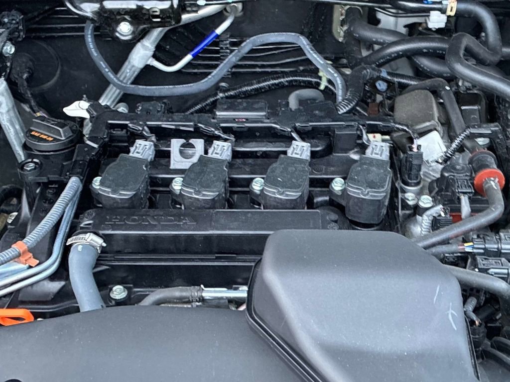 Used 2025 Honda CR-V LX image 21