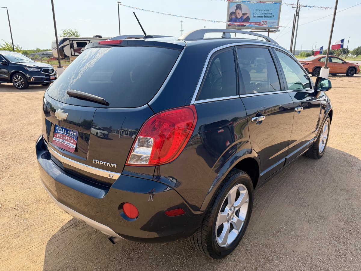 Used 2015 Chevrolet Captiva Sport LT w/ Convenience Package FWD image 5