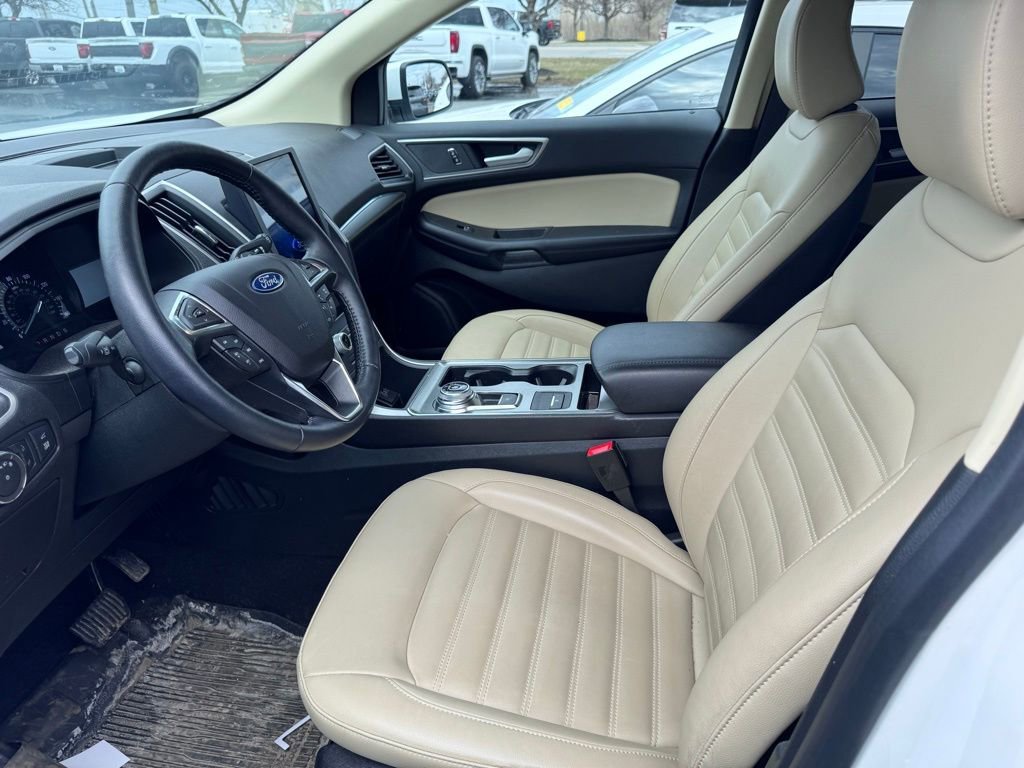 Used 2022 Ford Edge SEL w/ Convenience Package image 7