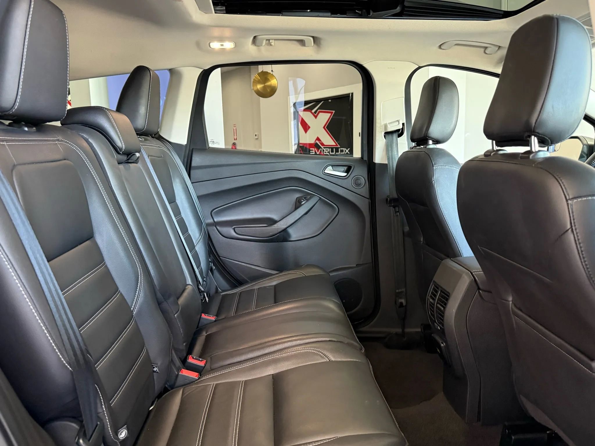 Used 2018 Ford Escape Titanium image 26