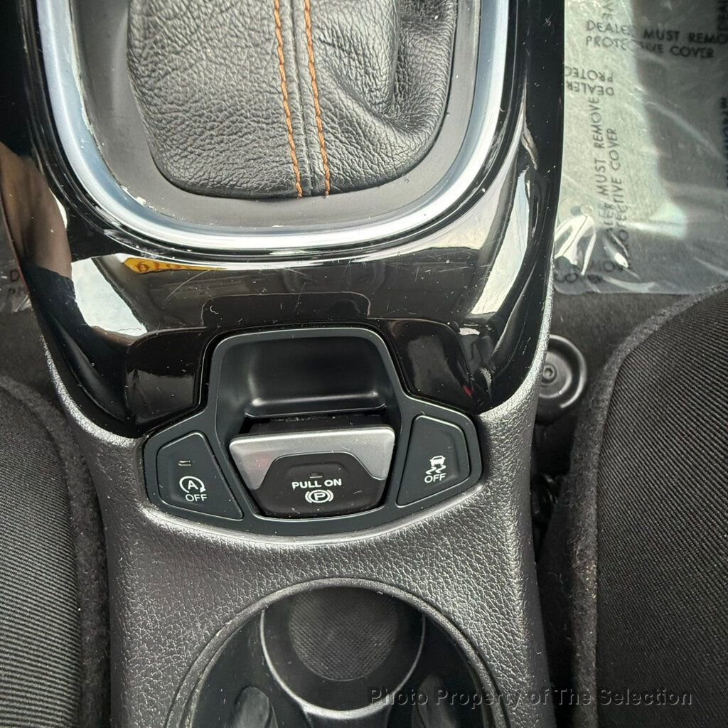 Used 2019 Jeep Compass Limited image 36