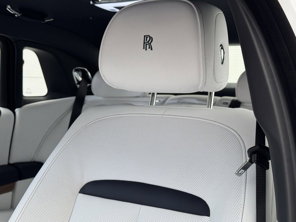 New 2025 Rolls-Royce Ghost image 7