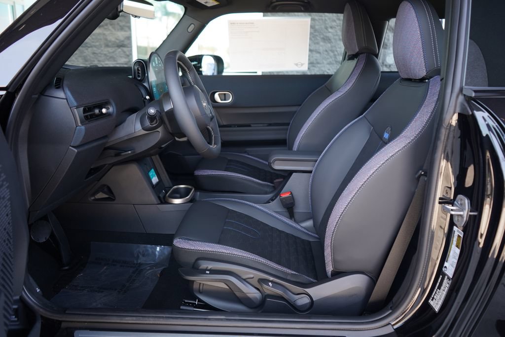 New 2026 MINI Cooper 2-Door Hardtop FWD image 6