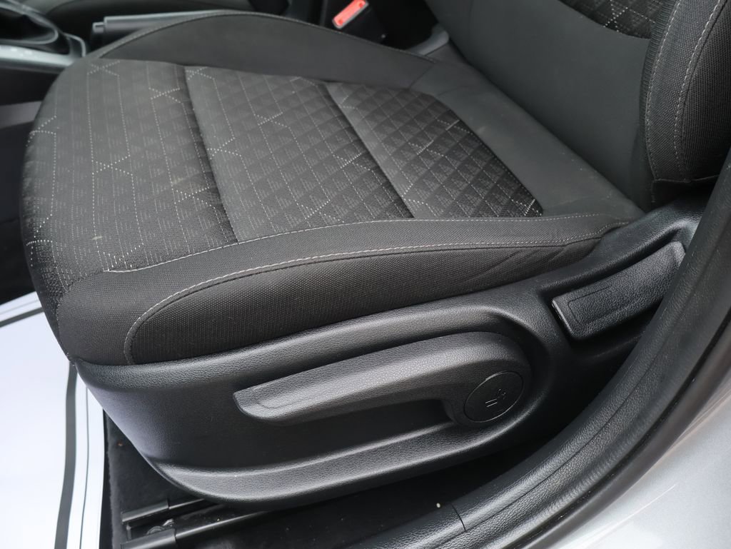 Used 2023 Kia Rio S FWD image 15
