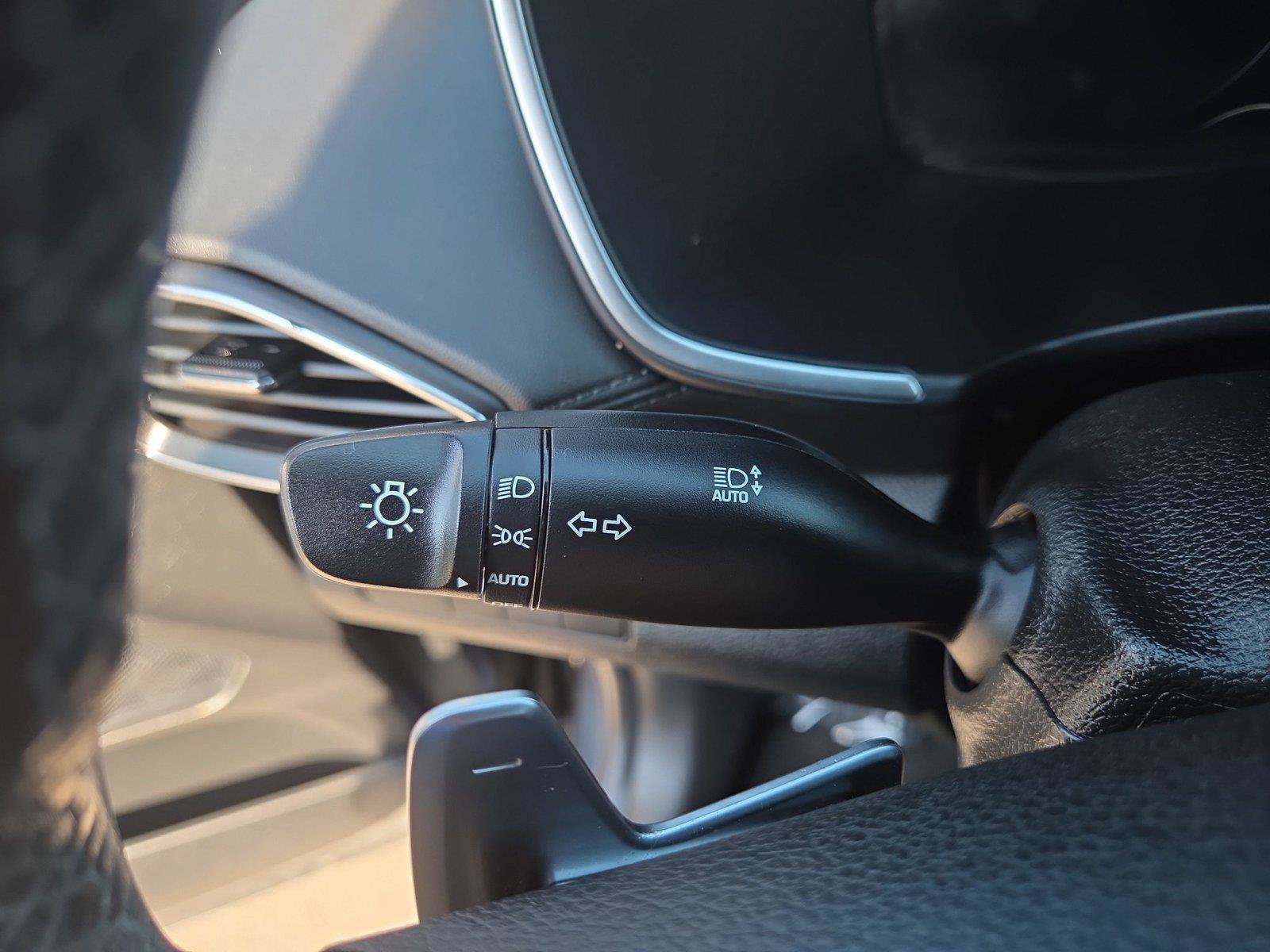 Used 2022 Hyundai Santa Fe XRT AWD/4WD image 14