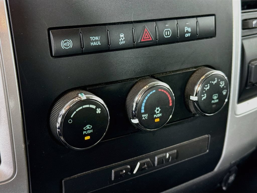 Used 2012 RAM 3500 SLT w/ Technology Group AWD/4WD image 14