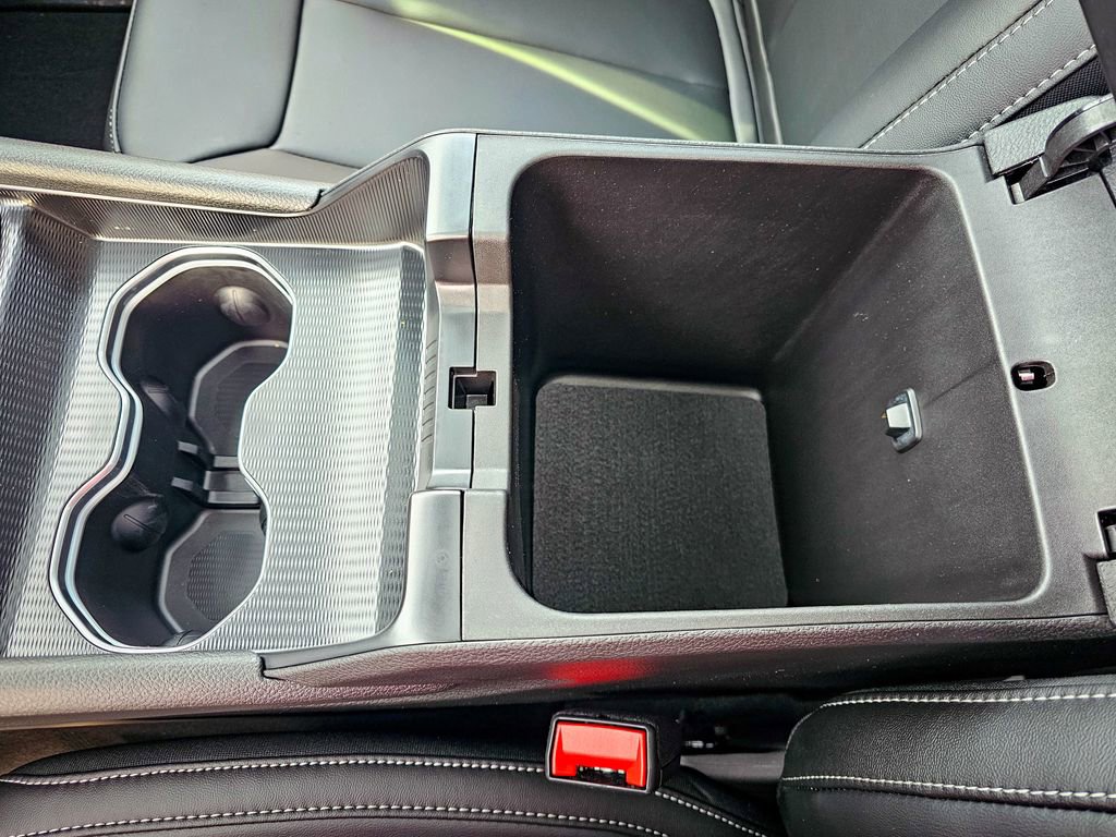 New 2025 Jeep Grand Cherokee L Limited w/ Black Appearance Package image 31